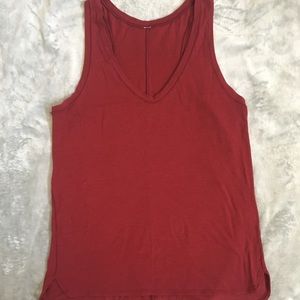 Lululemon red tank